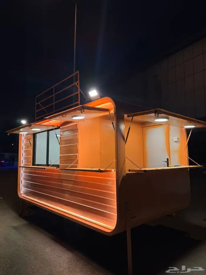 للبيع فود ترك 2 في 4 جديد جاهز 3