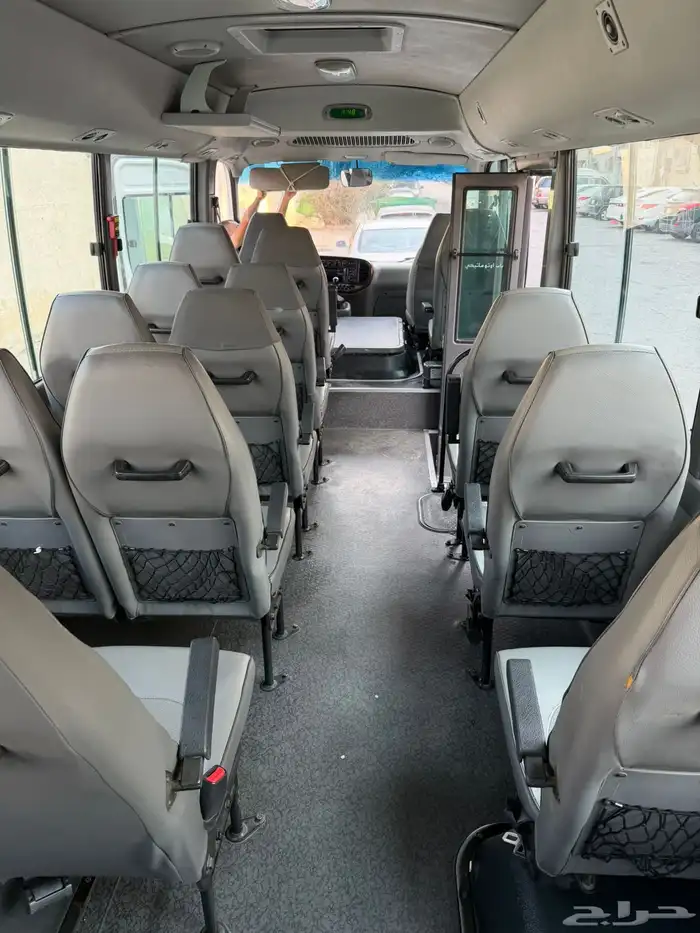 باص كاونتي 2020 ديزل نضيف للمستخدم عالفحص 4