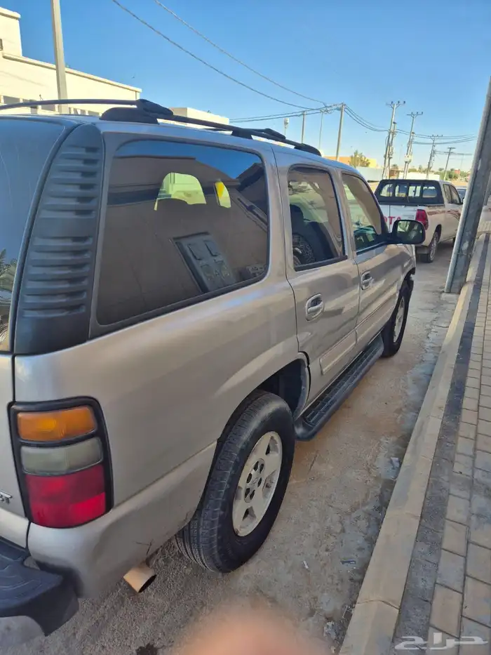 السلام عليكم هذا للبيع م 2005 سوم 9000 7