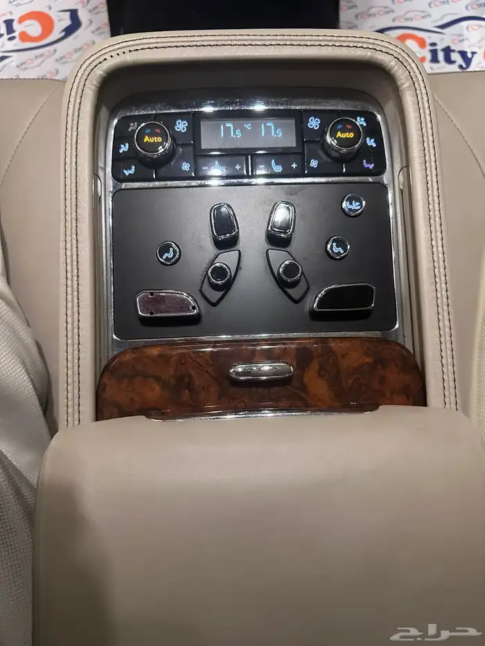 النوع بنتلي مولسان موديل 2011 عداد 100k الف 6