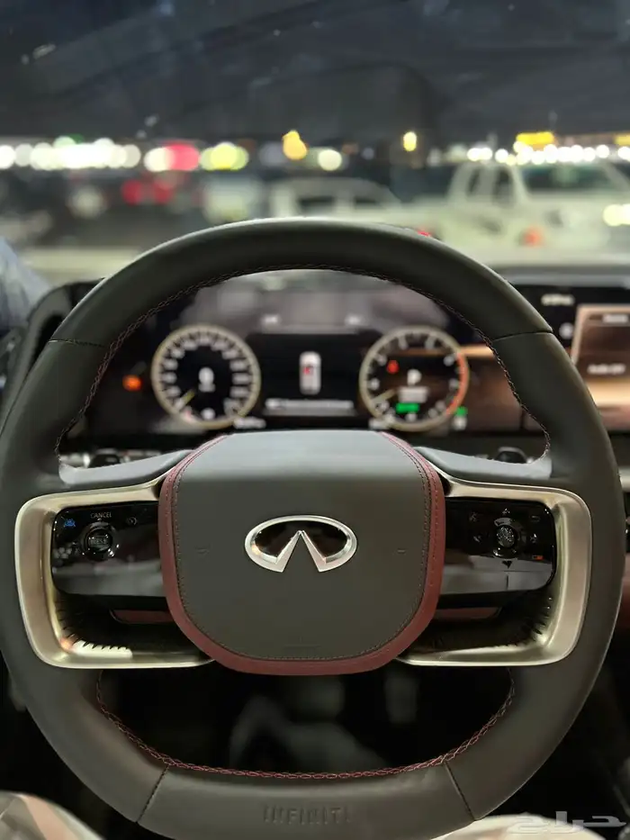 انفنتي QX80 أوتو جراف اعلى فئه اصفار جديد 18