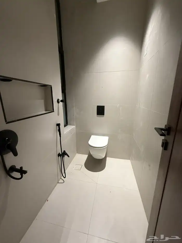 للبيع فيلا حي المصيف 7