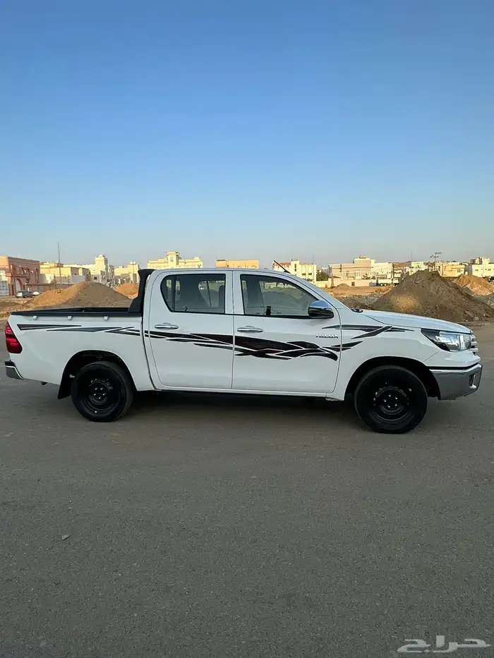 هايلكس 2022 شبه جديد 4