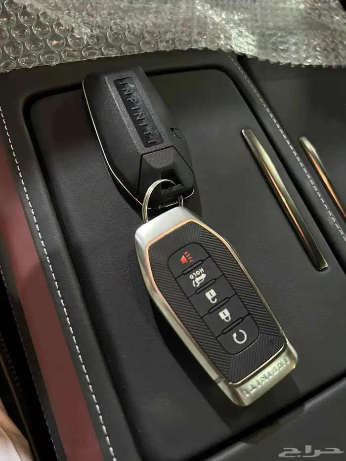 انفنتي QX80 أوتو جراف اعلى فئه اصفار جديد 19