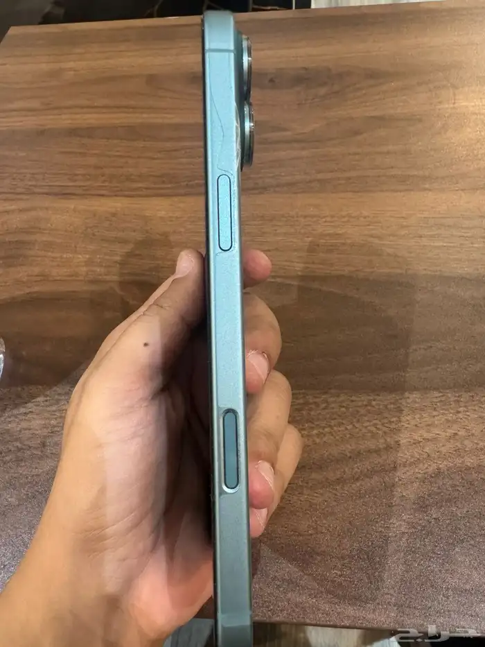 آيفون 16 بلس 8