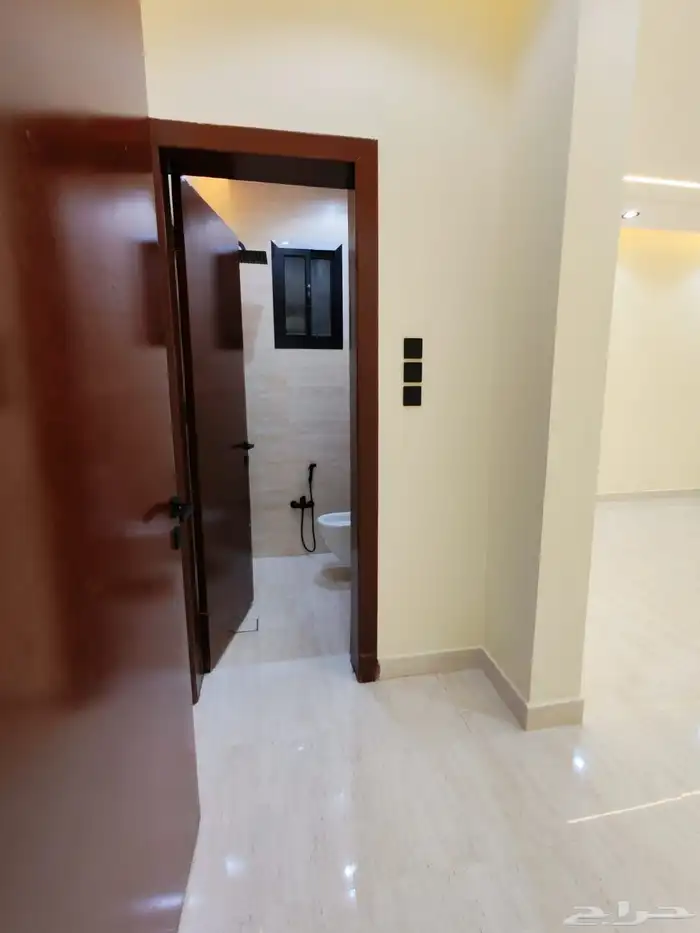 للبيع شقق ارضي و علوي مع سطح بمداخل مستقلة تماما من600 الف 22