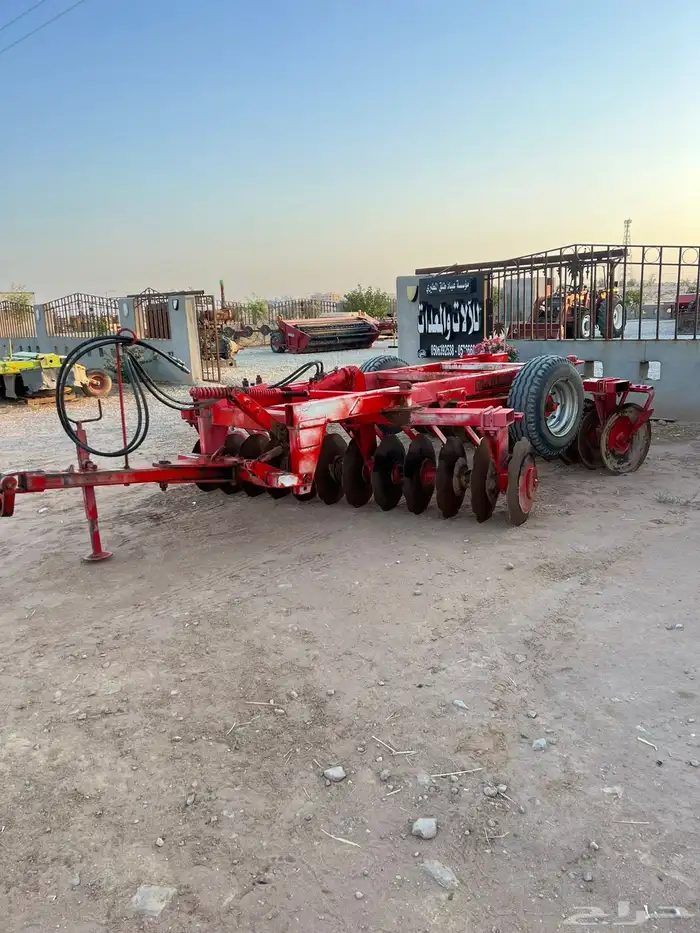 لبانه ولجر و دسك و مقطوره معدات زراعيه 2