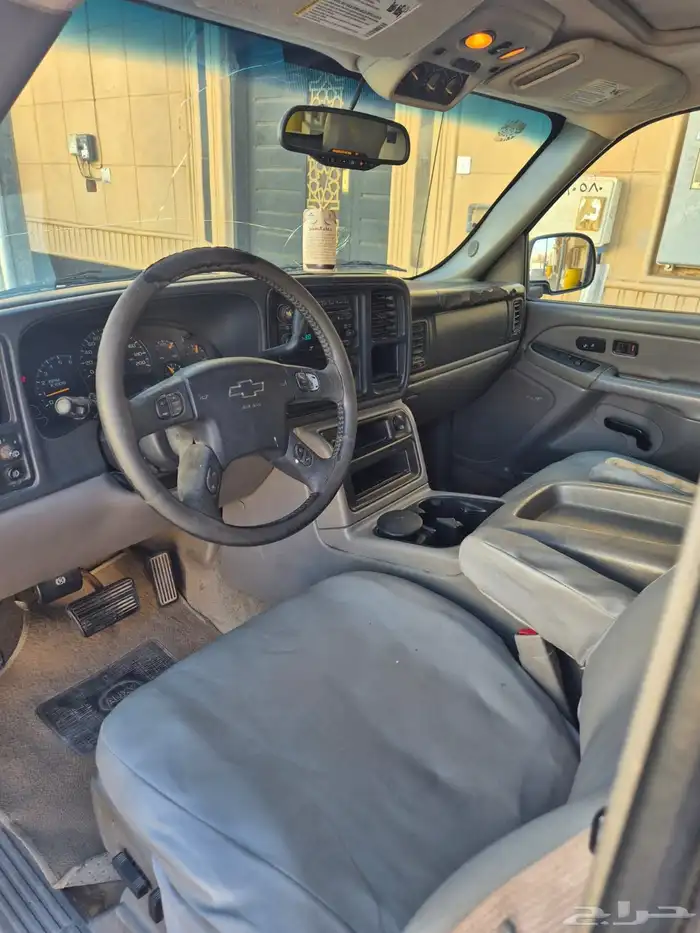 السلام عليكم هذا للبيع م 2005 سوم 9000 4