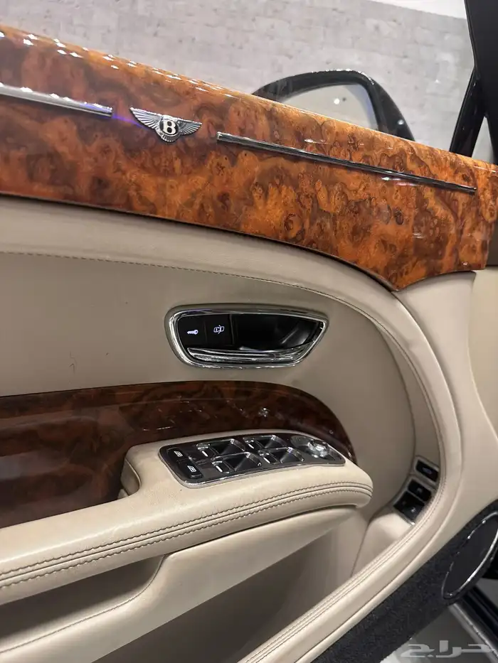 النوع بنتلي مولسان موديل 2011 عداد 100k الف 3