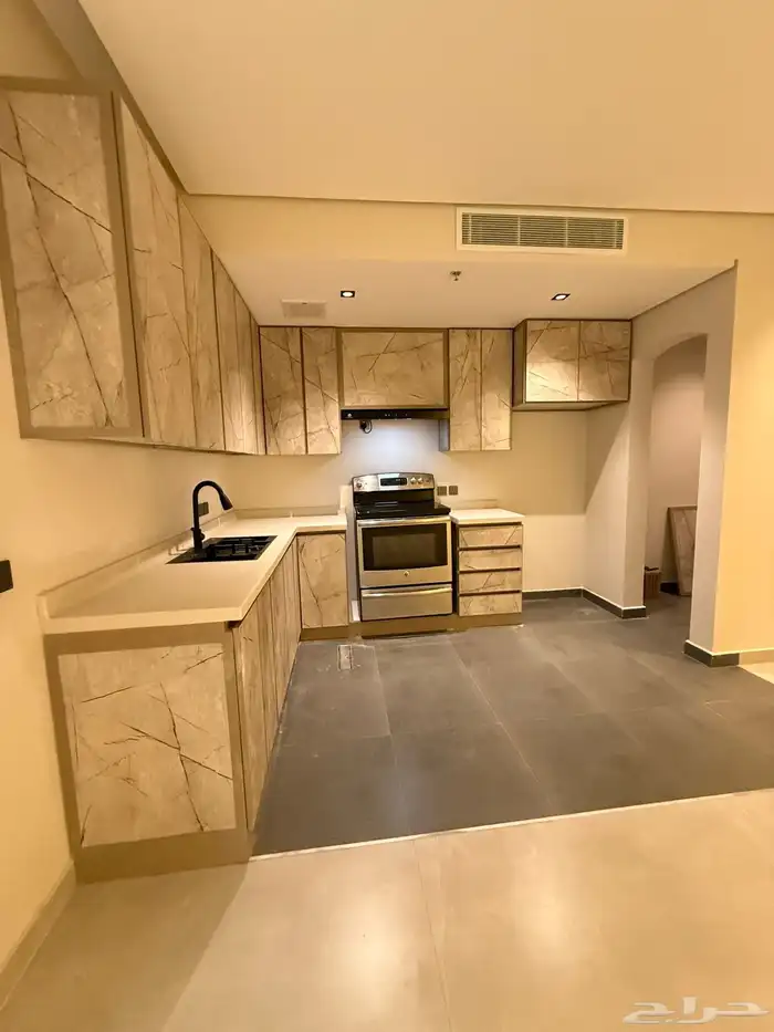 فيلا للايجار تاون هاوس جديد رقم B5 2