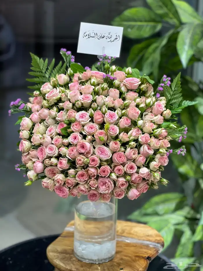 هدايا   ورد  ورد طبيعي  وردصناعي  باقة ورد  تغليف 30