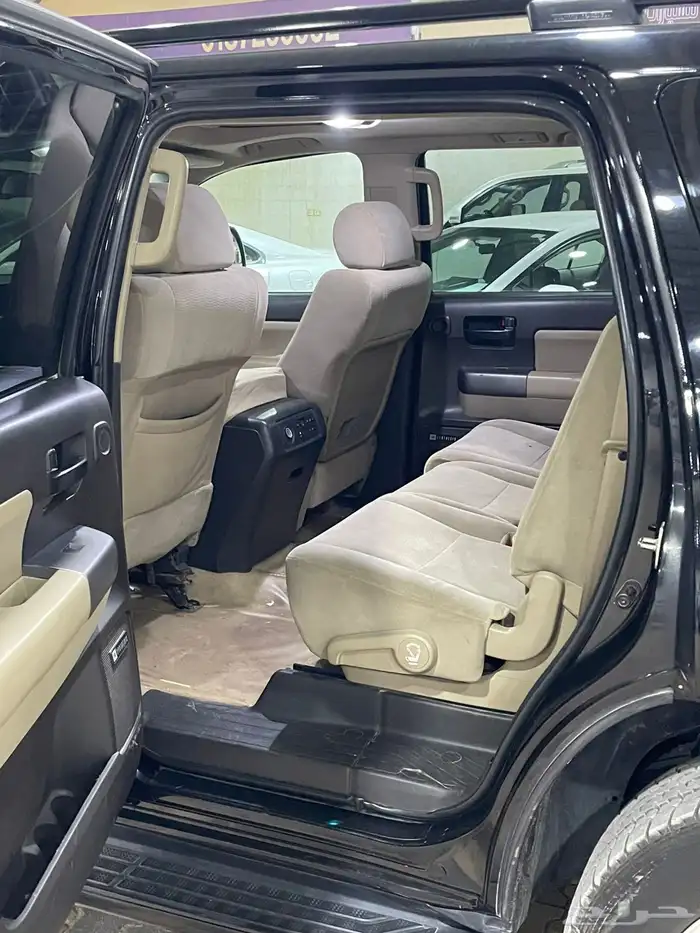 تويوتا سيكويا موديل 2010 نص فل 7