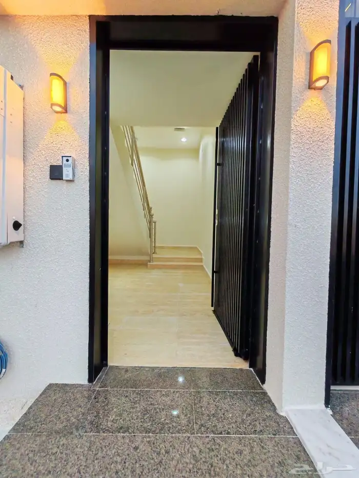 للبيع شقق ارضي و علوي مع سطح بمداخل مستقلة تماما من600 الف 4