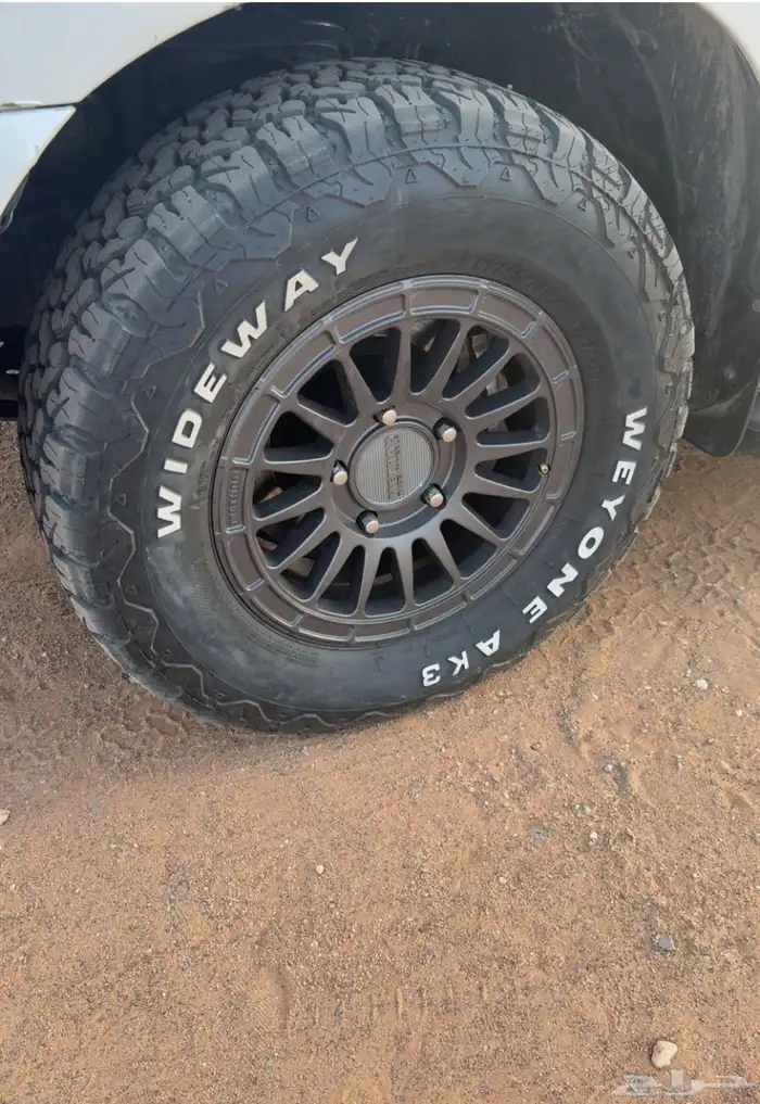 جنوط ميثود اصلي 5 مسمار جنط 17 مع الكفر 1