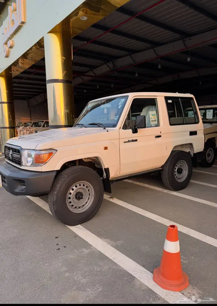 للبيع ربع 2021 بوليسي دفلك وارد وليد شبه الجديد 4