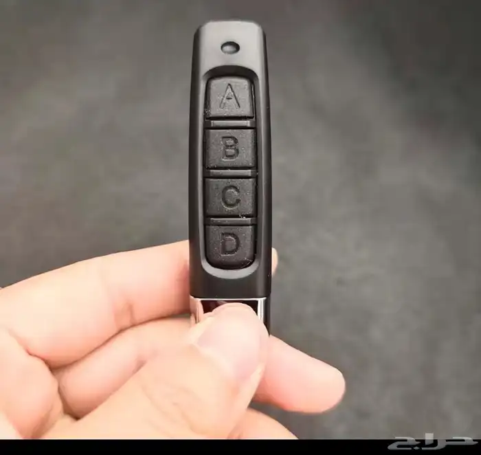 ريموت باب قراش الذكي حاليا في رياض الخبرا 30 ريال مع برمج 0