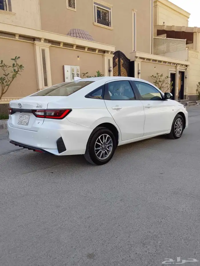 تويوتا يارس 2023 18