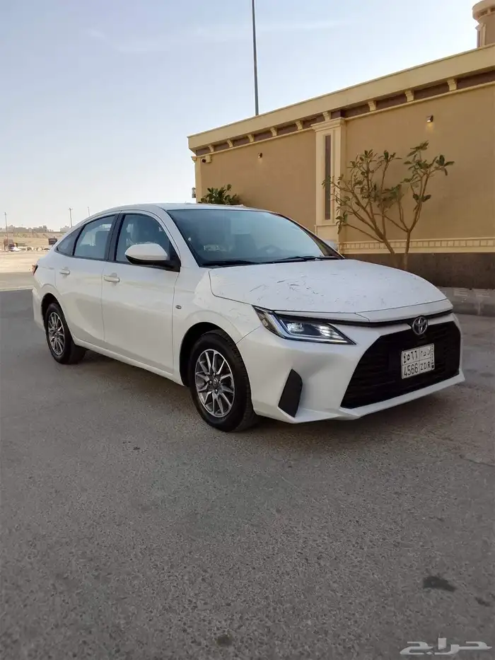 تويوتا يارس 2023 13