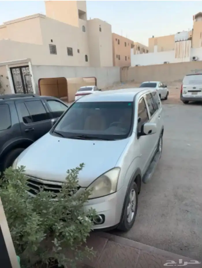 جيب ومستبيشي 1