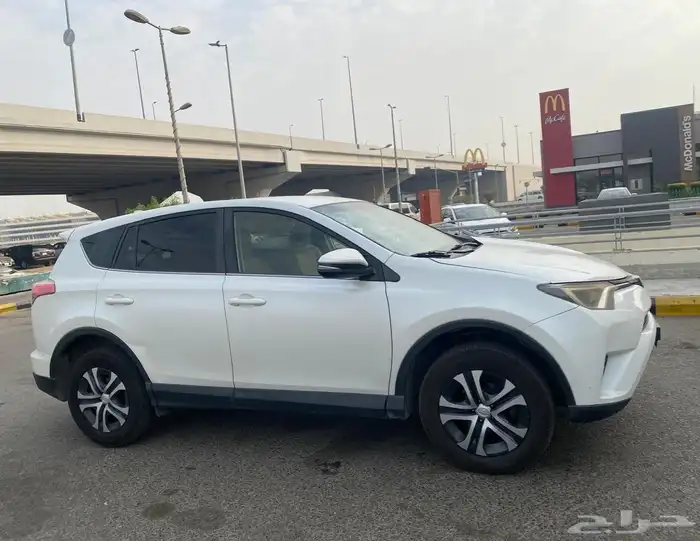 تويوتا راف فور 2018 دبل 5