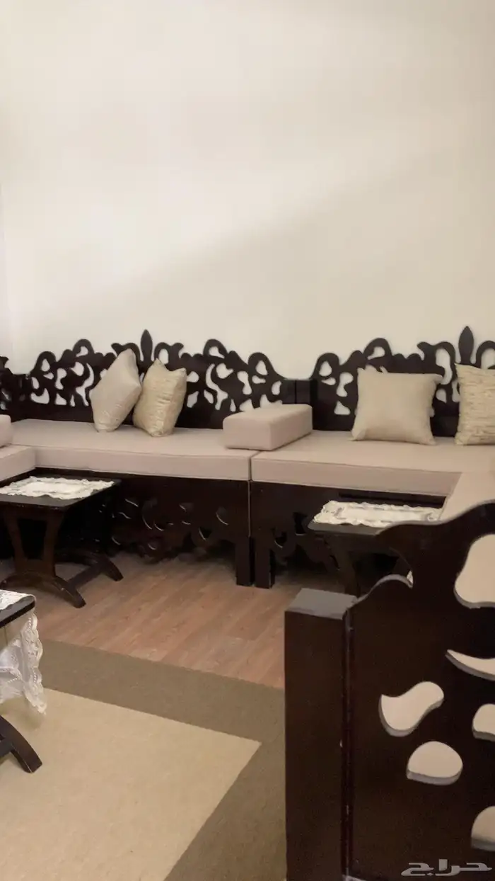 كراسي خشب بنظام كنب للبيع 1