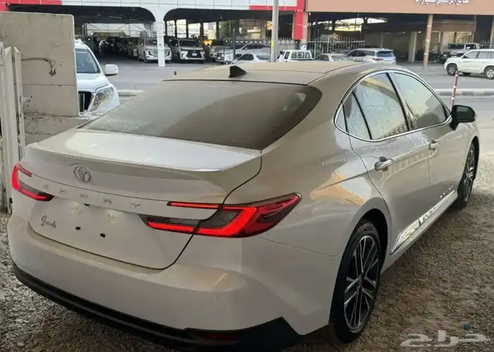 كامري قراندي 8