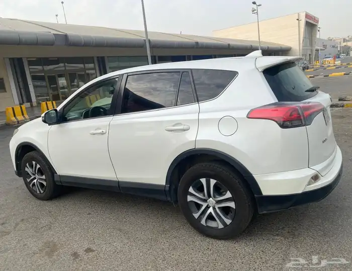 تويوتا راف فور 2018 دبل 1