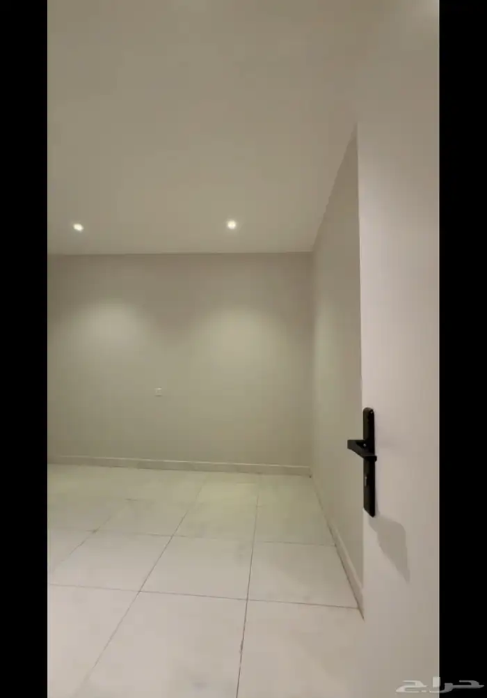 روف مميز للبيع في التيسير قريب من الخدمات 9