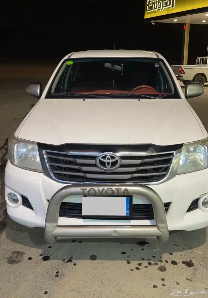 هايلوكس مديل 2015 للبيع 2