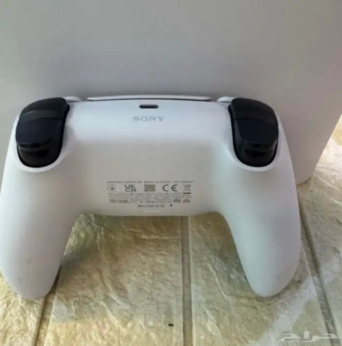 للبيع بلاستيشن5 اخو الجديد سي دي 4