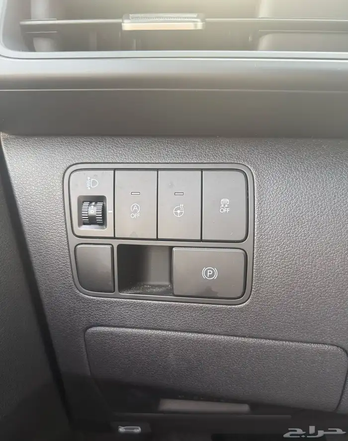 هونداي استاريا 2022 ديزل 12 راكب شبه جديد للبيع 16