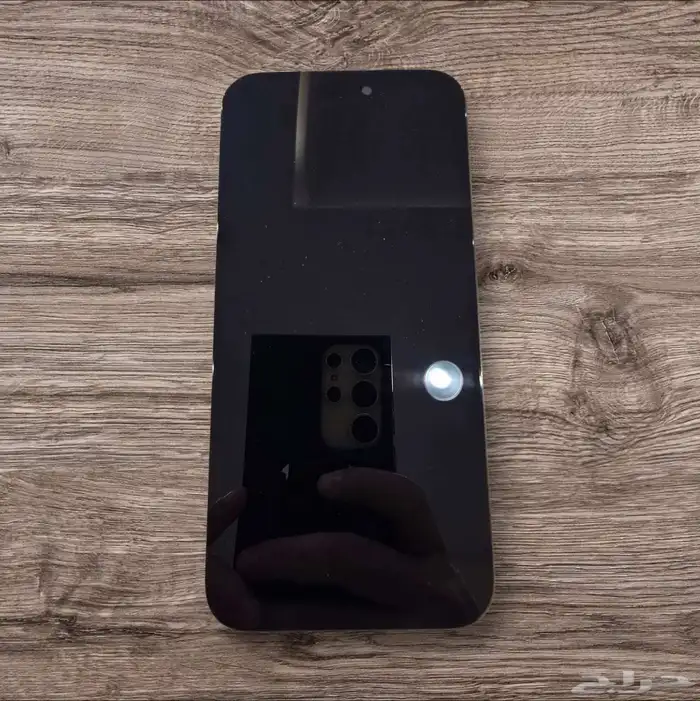 ايفون 14بروماكس نظيف جدا 4