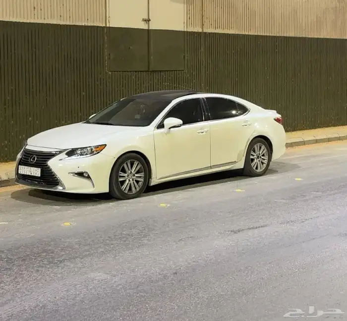 لكزز 2013ES 350 للبيع او للبدل 2
