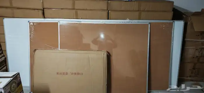 سبورة تعلمية واقلام 0