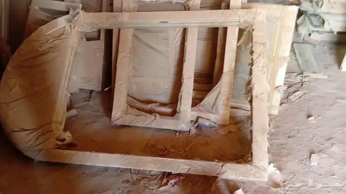 ابواب خشب ونوافذ المنيوم للبيع 8