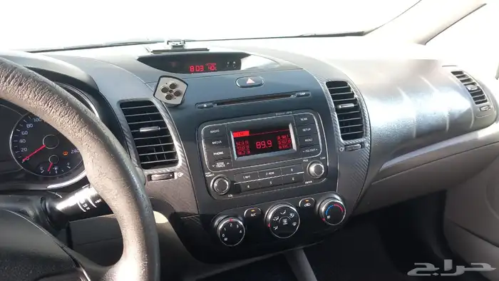 كيا سيراتو موديل 2014 هاتش باك 10