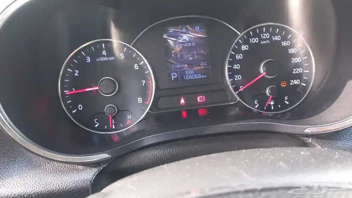 كيا سيراتو موديل 2014 هاتش باك 11