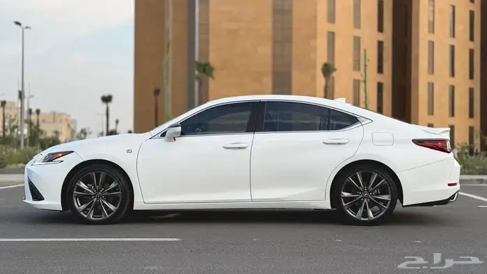 لكزس ES350 FF سبورت 3 عدسات 1