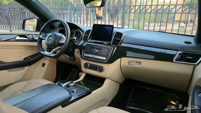 مرسدس GLE43 2017 14