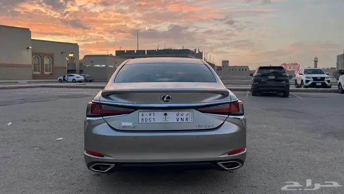 لكزس ES350 2024 V6 0