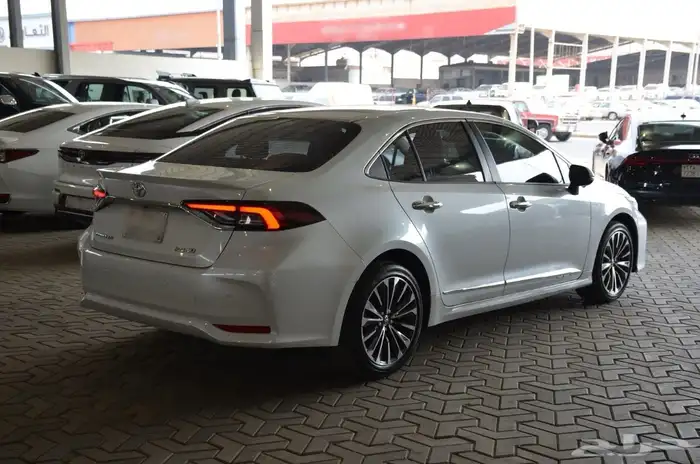 تويوتا كورولا 2024 GLI 4