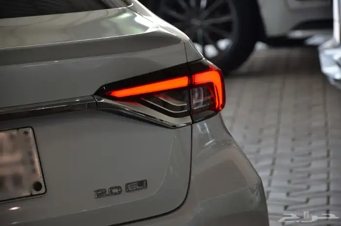 تويوتا كورولا 2024 GLI 5