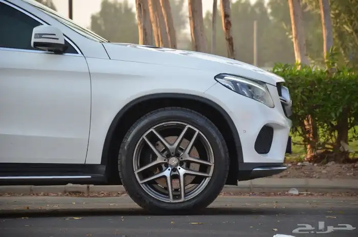 مرسيدس GLE كوب 400 6