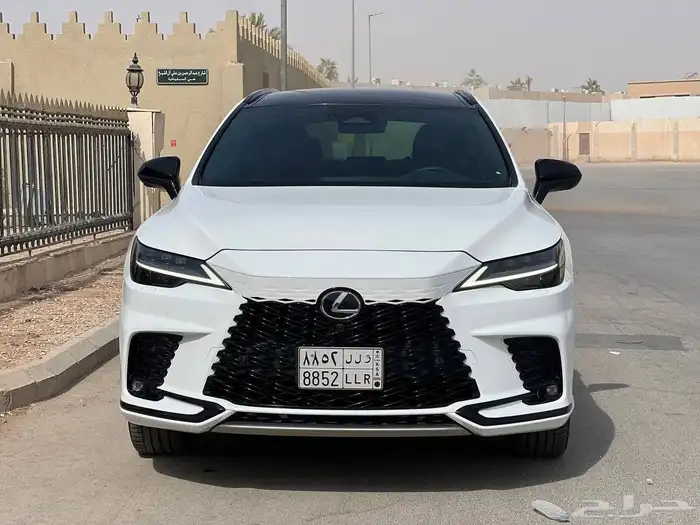 لكزس RX 500 هايبرد 1