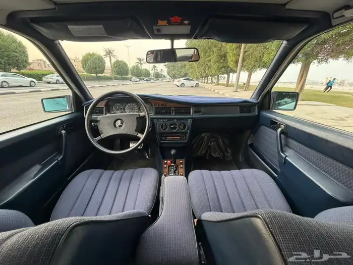 للبيع مرسيدس حجم 190 E موديل 85 5