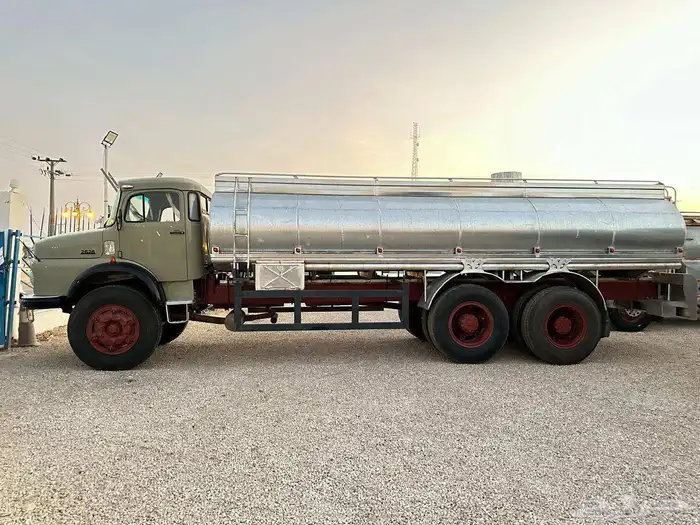 بوز وايت سكس سوبر موديل 1982 4