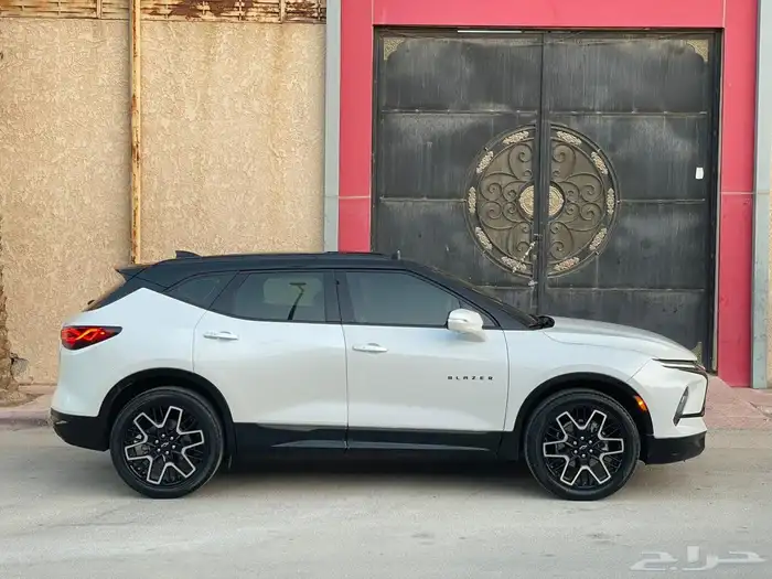 شيفروليه بليزر 2023 - RS نظيف جدا 5