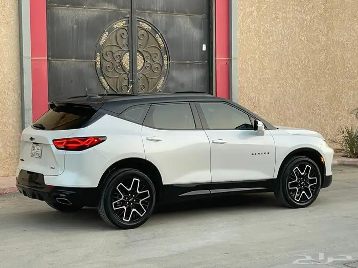 شيفروليه بليزر 2023 - RS نظيف جدا 4