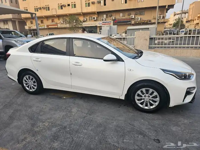 كيا سيراتو 2021 ماشية 47 الف كم فقط 4