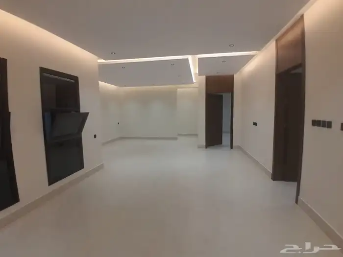 للبيع شقه دور ثاني مع ملحق من 7غرف المصعد شغال جاهز ب 590الف 11